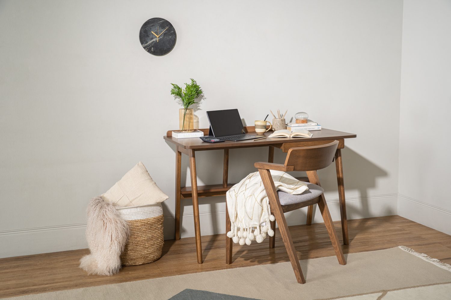 124079_s1 Colt 600 X 1200 Working Desk