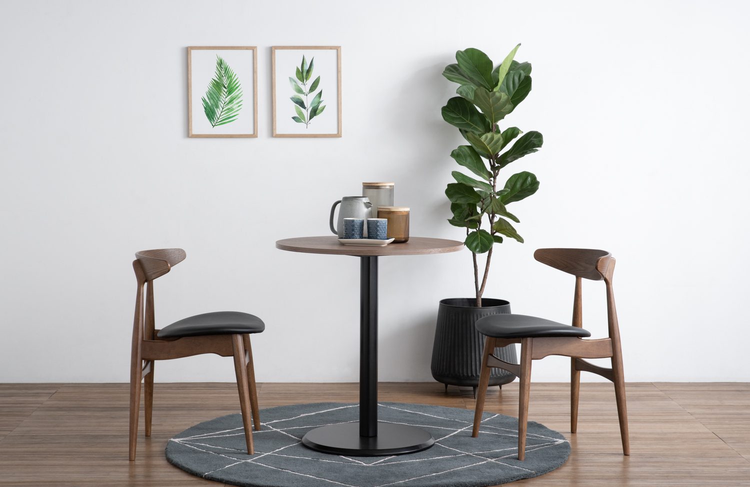 142008_s2 Runda Ø70cm Round Dining Table