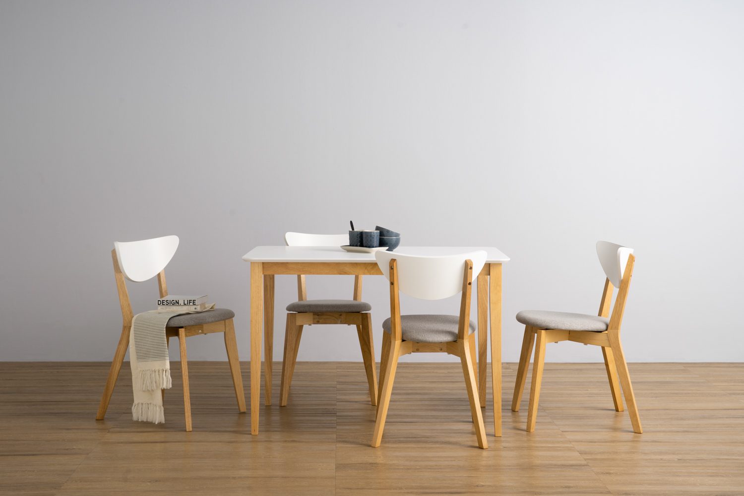 143020_s1 Charmant 700X1100 Dining Table - Natural/White Lacquered