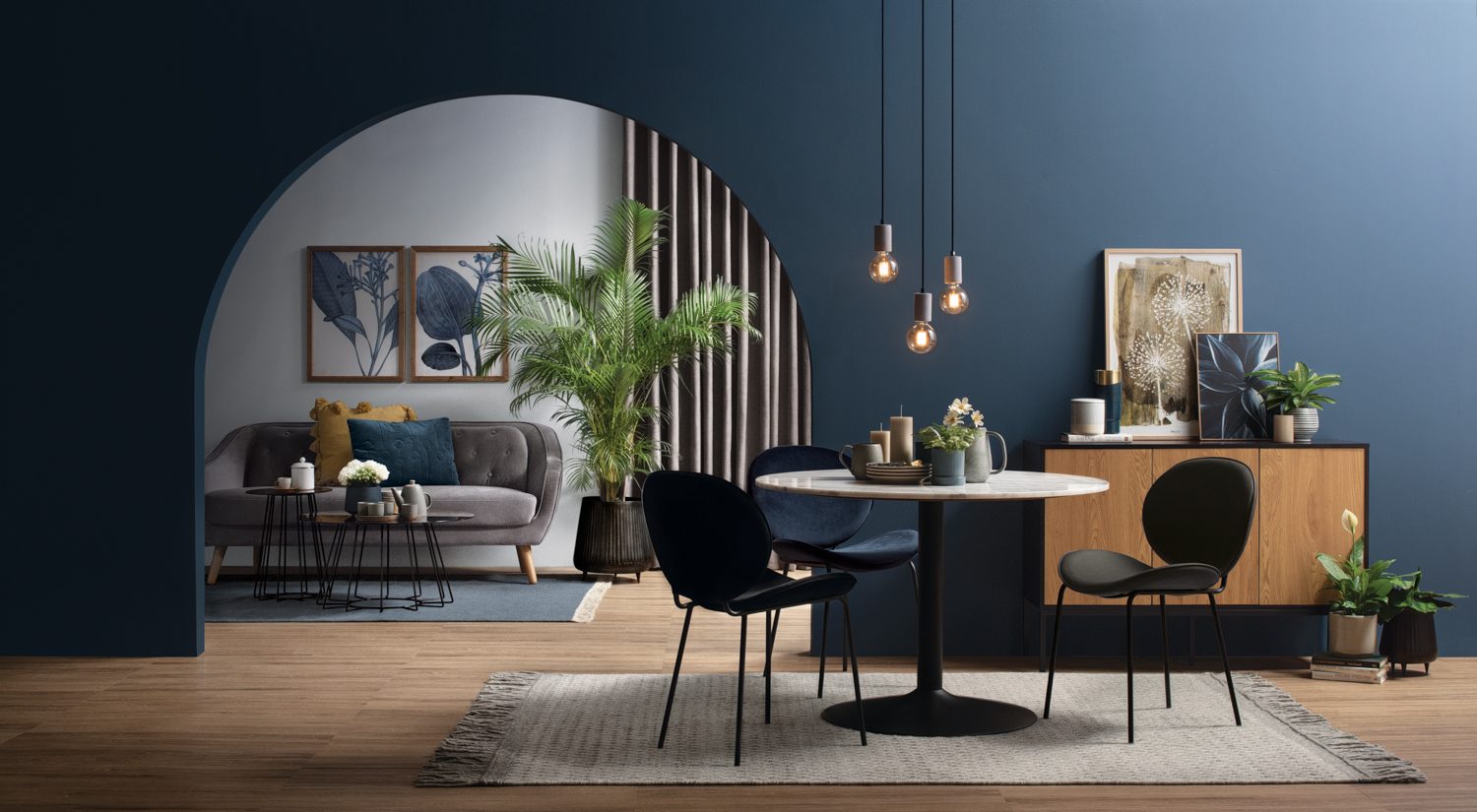 241613_s1 Ormer Dining Chair - Matt Black Epoxy/Black