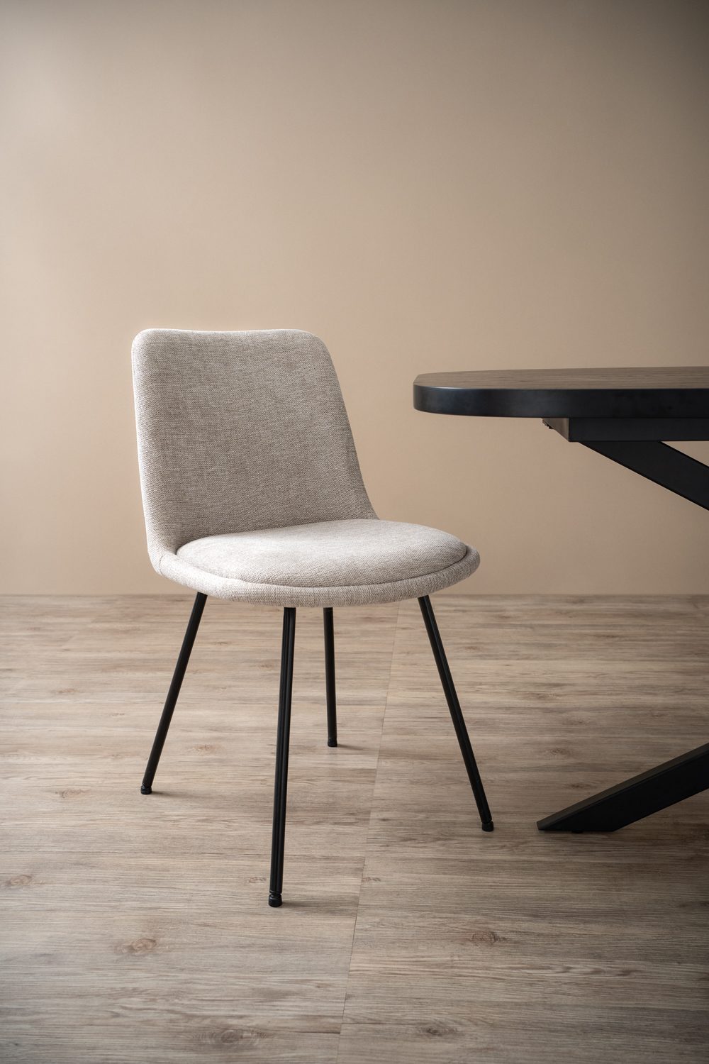 241647_s3 Hemi Dining Chair