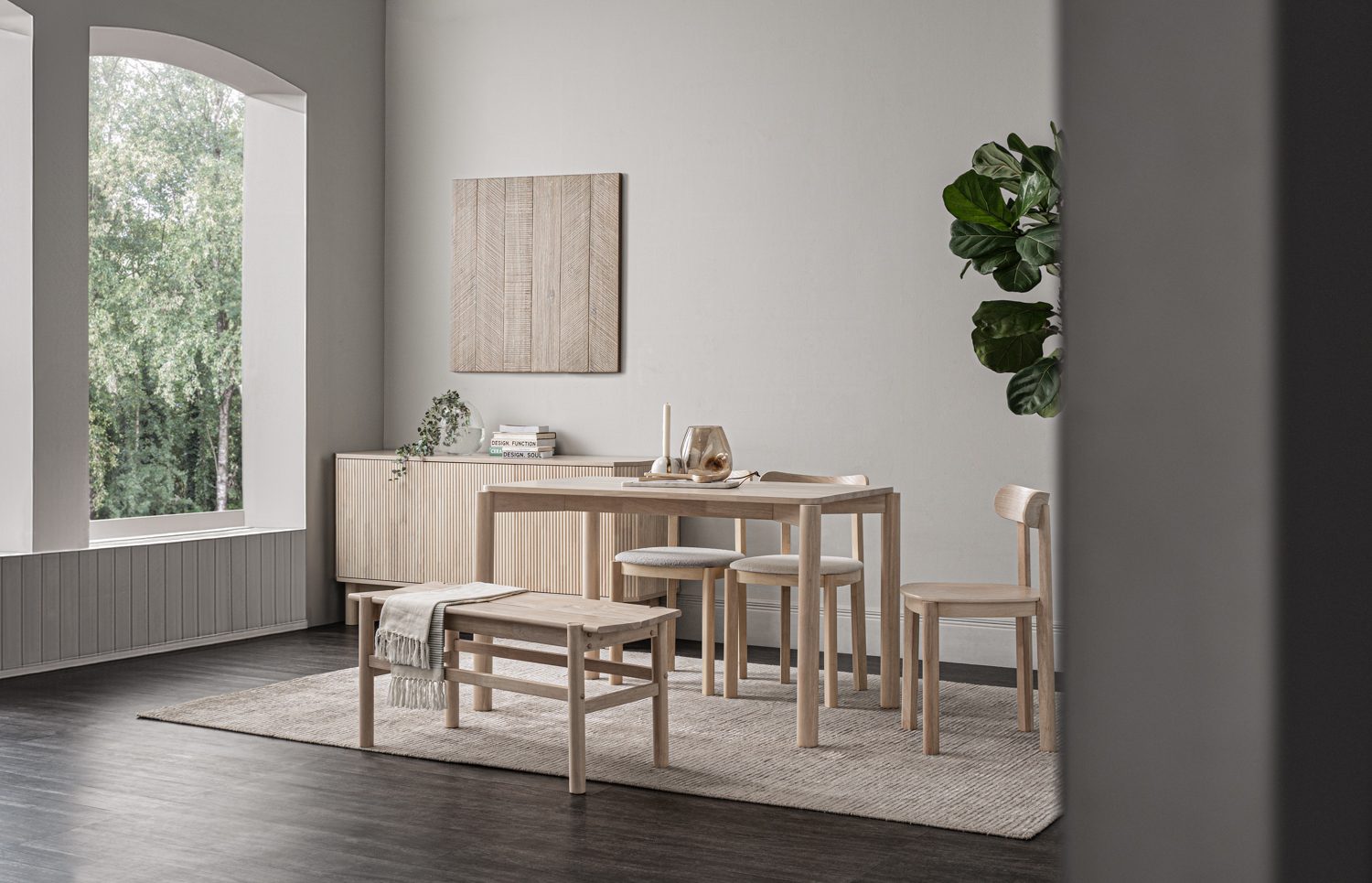 345064_s1 Ludlow 1.6m Sideboard