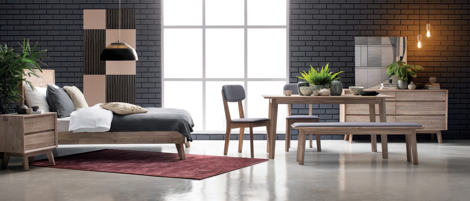 655039_s1 Madrid Queen Bed With 2000mm Side Rail With Box Bed Frame