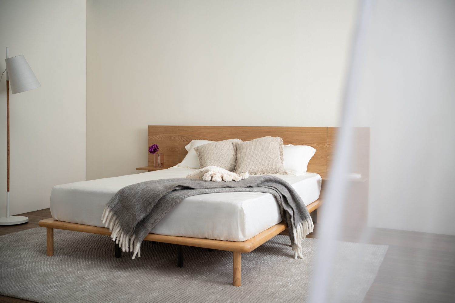 655144_s1 Plato Queen Bed With 1900mm Bed Panel With Side Table