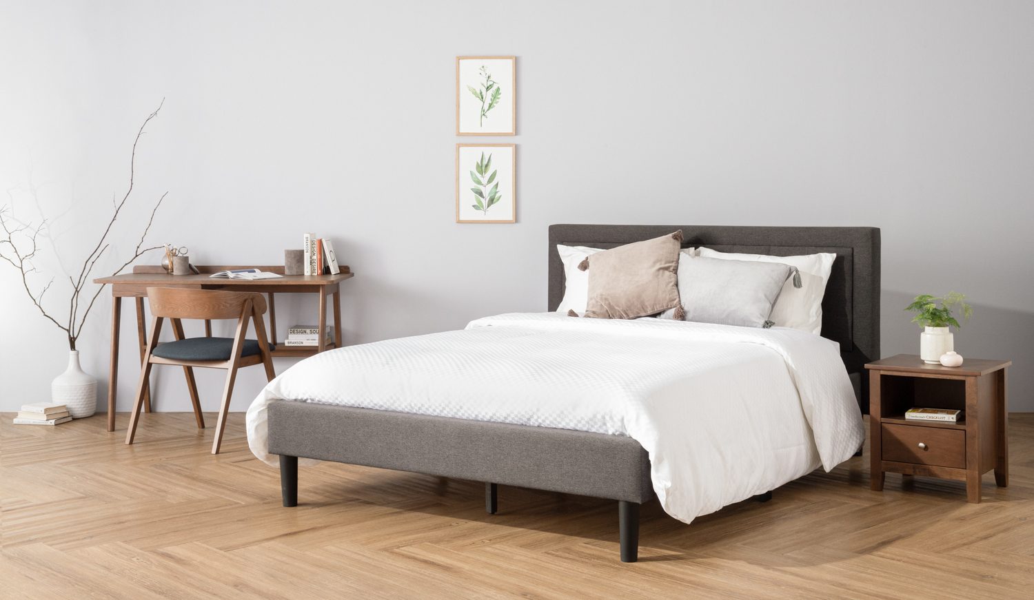 656069_s1 Hayden King Bed With 2000mm Side Rail Black