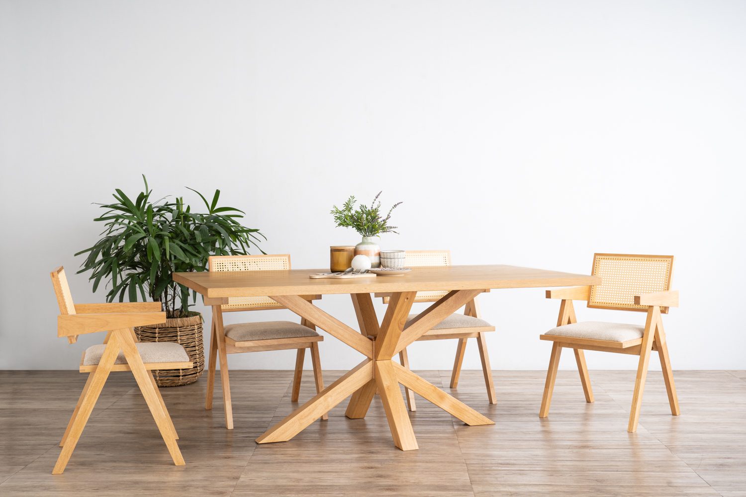 K14015 1+6 Kare Dining Table With Kairi Dining Chair