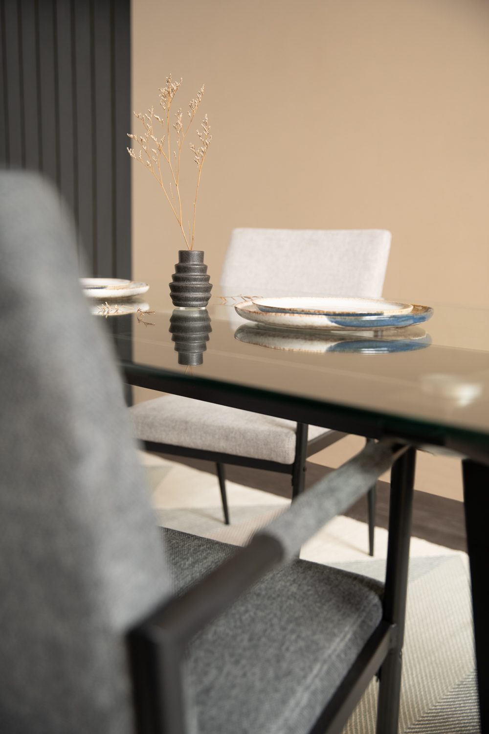 K14093_3 1+4 Archie Dining Table With Ferma Dining Chair - Anthracite